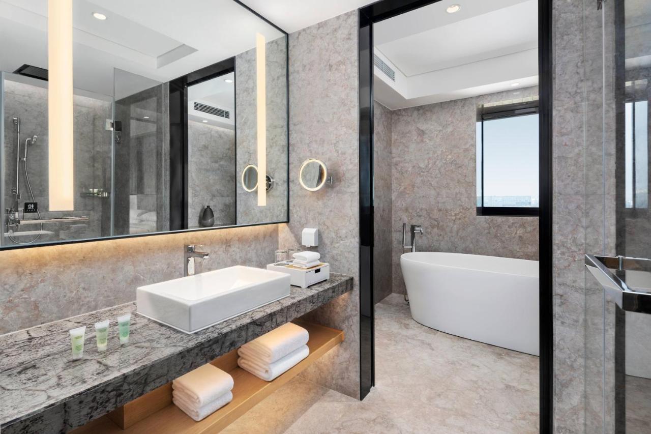 Courtyard By Marriott Hangzhou West Экстерьер фото